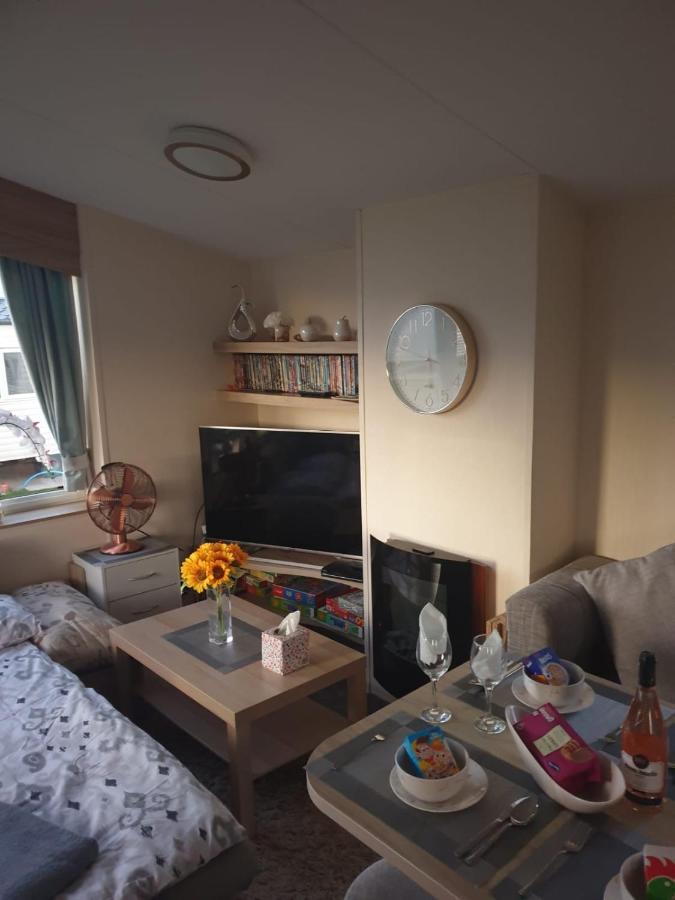 Tunstall View Caravan Holidays At Sand Le Mere Exterior foto